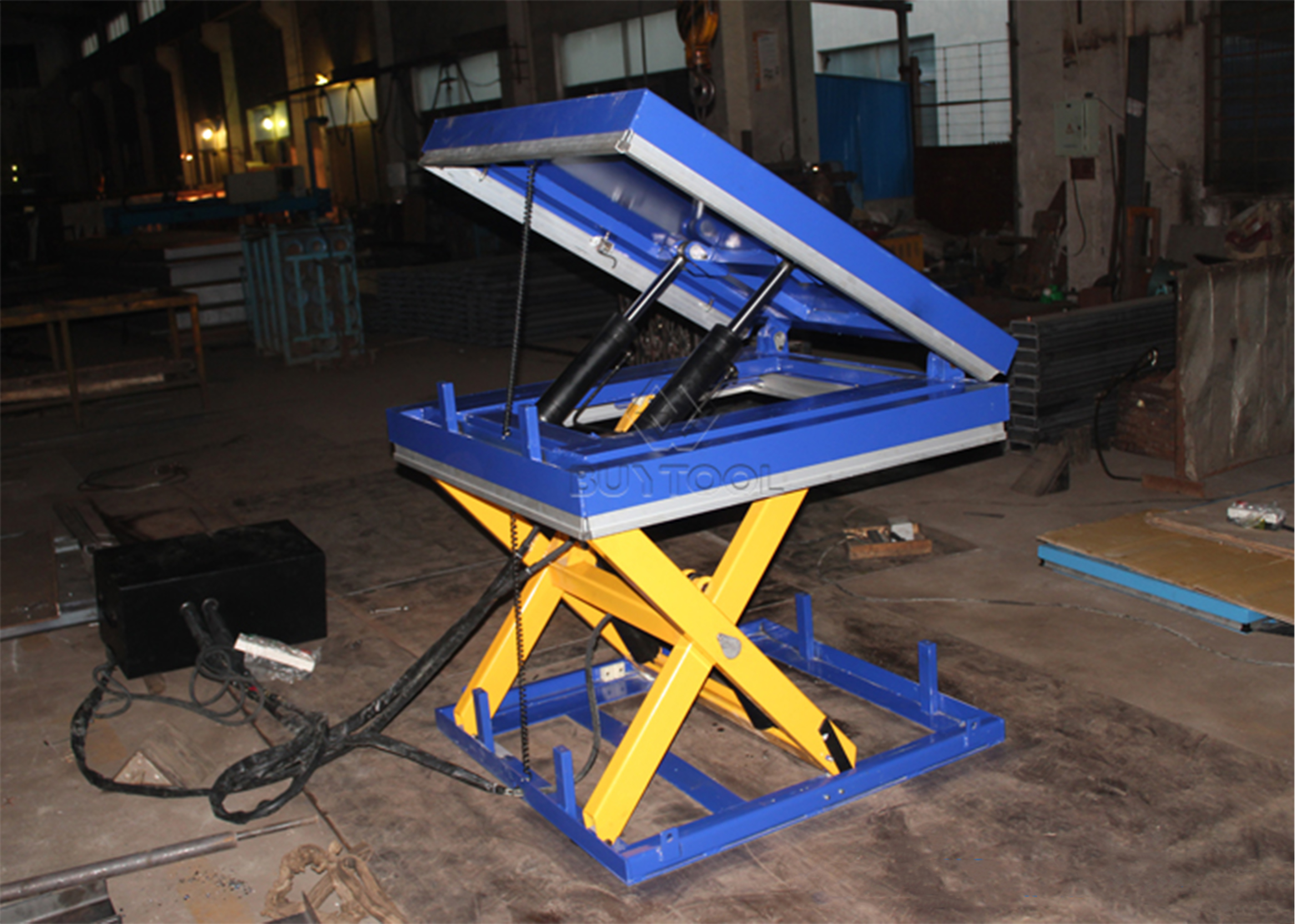 Гидравлические 30 градусов мобильные Scissor тележка 1300x1200mm таблицы подъема и наклона