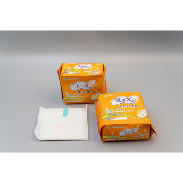 Waterproof Polyethylene Film Menstrual Pad Ultra Thin Thickness 100 Percent