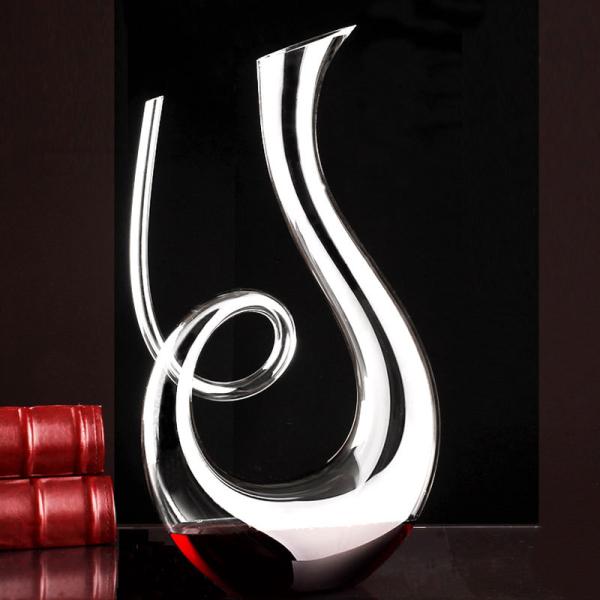 Современный графинчик выдувного стекла руки, ясный стеклянный графинчик вина плоского дна