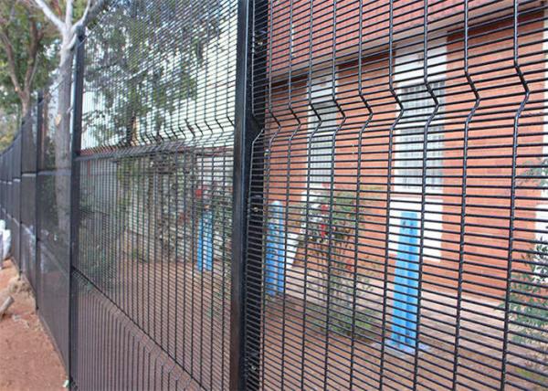 Anti Cut PVC Coated Welded 358 Security Fence Anti Climb 3mm Wire Diameter