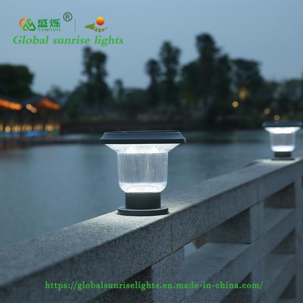 L'aluminium meurent PC moulé ombragent la lumière extérieure de pilier de porte de jardin de Solar LED de barrière de preuve de l'eau