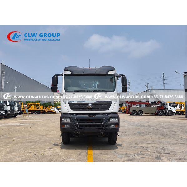 HOWO 8X4 30 Ton Rotary Wrecker Truck with 360° Rotatable Boom and Dual 15-Ton Hydraulic Winches