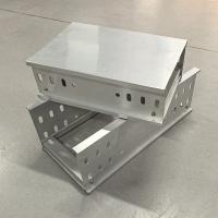 Plateau de câbles en acier galvanisé de 3 m 100 mm pour le câblage électrique