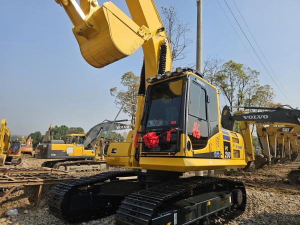Excavadora hidráulica Komatsu usada PC200-8 Máquina de escavadeira de rastreamento