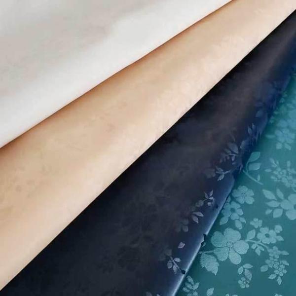 Cuero sintético de PVC con diseño rosado en relieve, resistente a los arañazos y personalizable