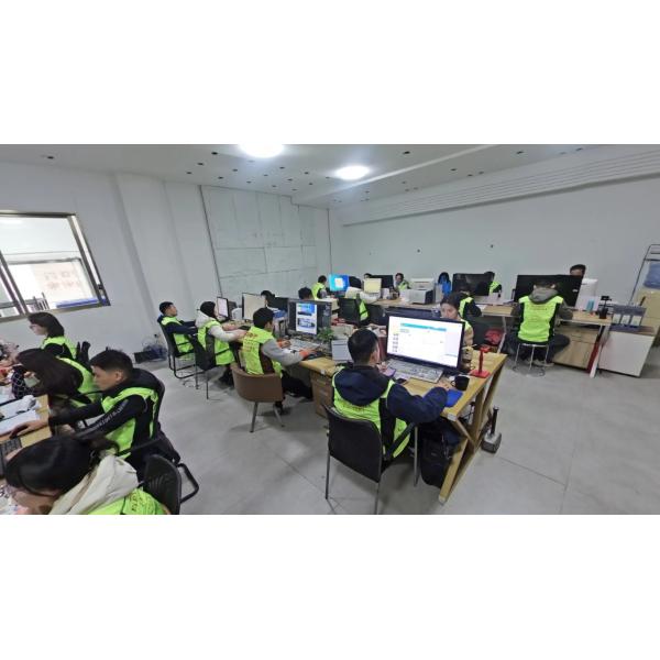 CE Smart TV Uhd 3840 X 2160 Uhd Hdr Домашний экран Uhd