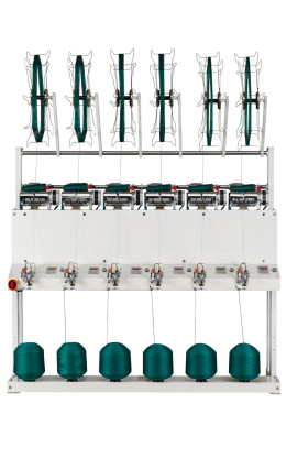 2つの紡錘の最高速度のウールの縫う糸の巻取り機