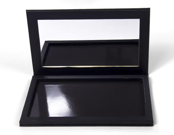 SGS Magnetic Cosmetic Gift Box 2mm Cardboard Eyeshadow Packaging With Mirror
