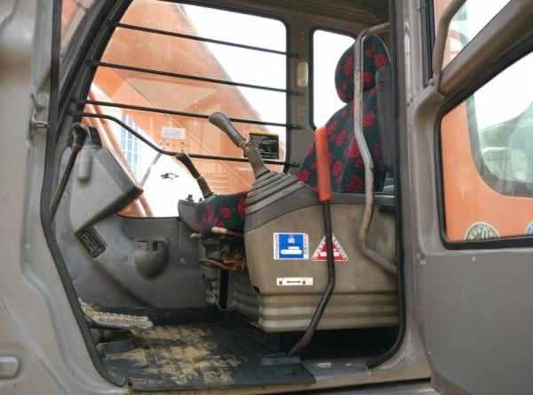 Hitachi zx240 excavator for sale