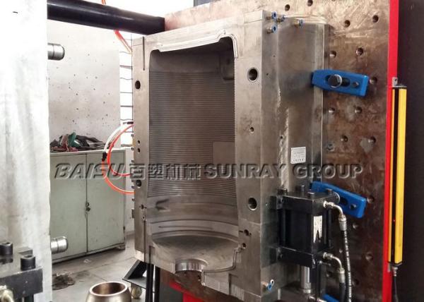Reusable 60l Large Insulated Water Plastic Blow Moulding Machine To Make Ice Cooler Box