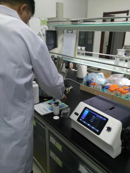 Grating Benchtop Color Difference Meter 3nh YS6060 For National Laboratory Liquid Color Measurement