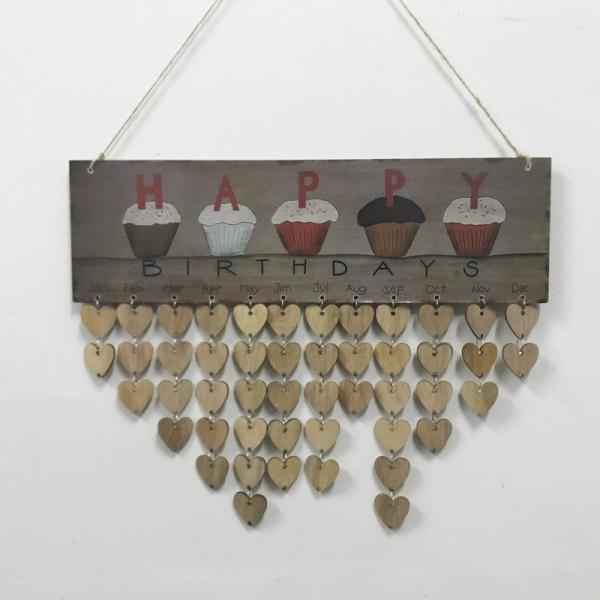 家族の誕生日のカレンダーボード DIY 木製の誕生日の思い出 壁に吊るされたカレンダー板 100枚木製のディスクでママパパのために