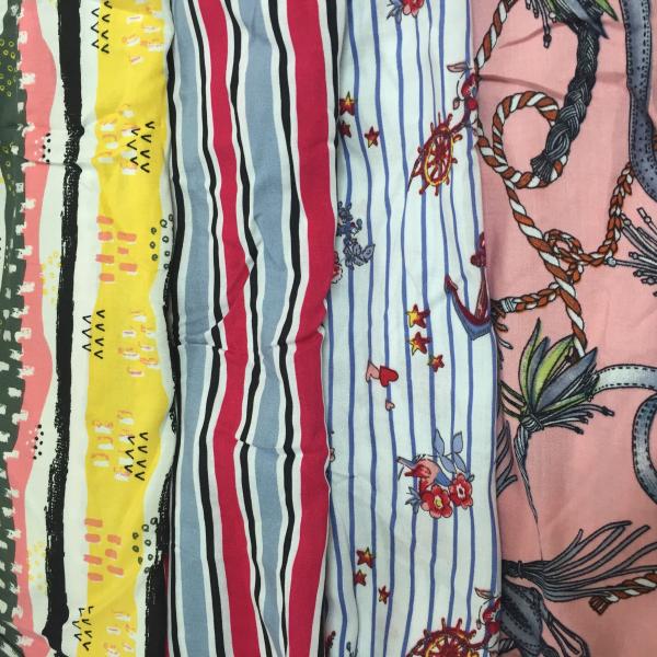 Comfortable Fashion Printed Rayon Fabric 54/55 Width 95 - 100GSM Weight