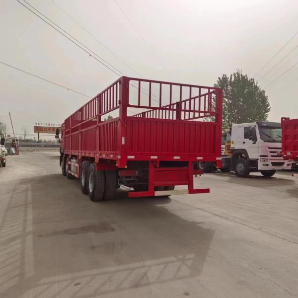 Good Performance HOWO 8X4 Cargo Truck with 6m Cargo Box Dimensions