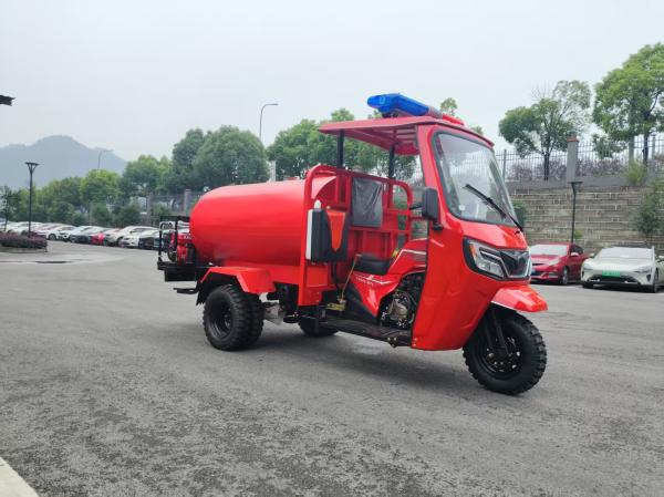 Gasoline Fire Response Tricycle Three Wheeler 300cc Water Cooled Engine With 1500L Water Tank And Full Floating Big Booster Mechanic Brake Rear Axle Q3 Upgraded