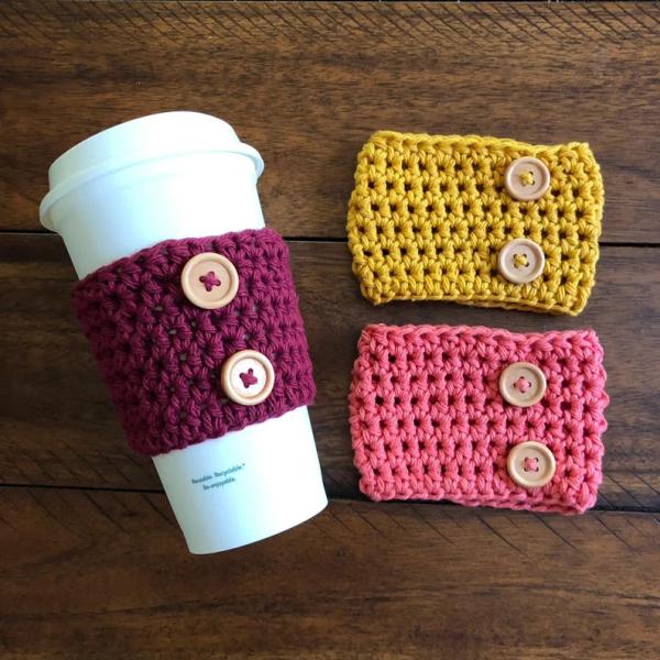 Y-Z Neutral Color Reusable Farm House Crochet Coffee Sleeve Cup Cozy with Wood Buttons