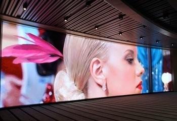 RGB P4 Indoor LED Display Screen Full Color HD LED Billboard Display Energy saving
