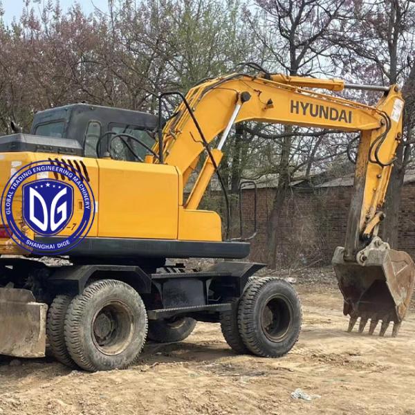 Прекрасный подержанный гидравлический экскаватор Hyundai 150W колесный экскаватор на складе