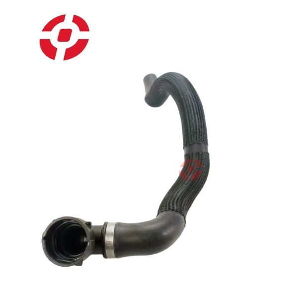 Upper radiator coolant hose OE 32249282 Radiator hose upper for VO LVO Engine radiator upper water hose cooler hose