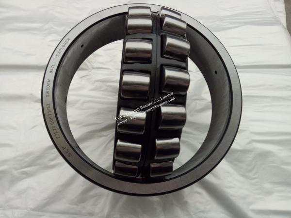 S-K-F  Self-Aligning Roller Bearing  22222 CCK/W33