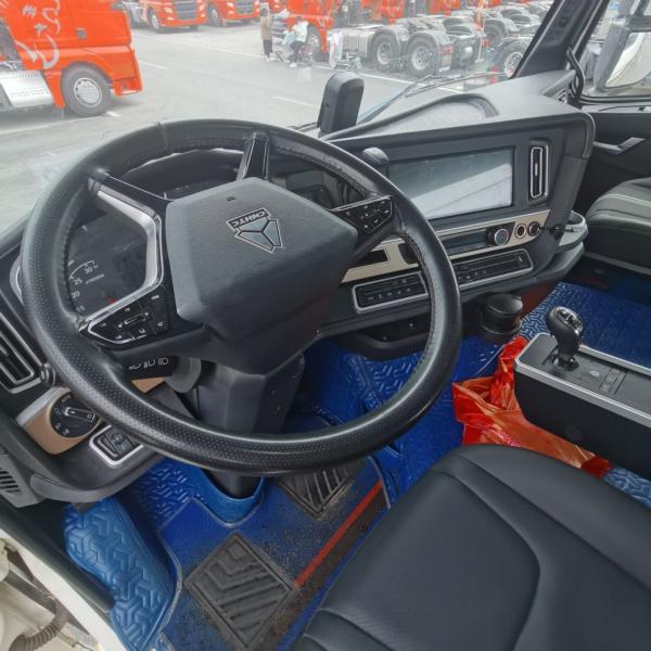 Initial Payment Sinotruk HOWO Trucks for International Buyers Electric Ignition Mode
