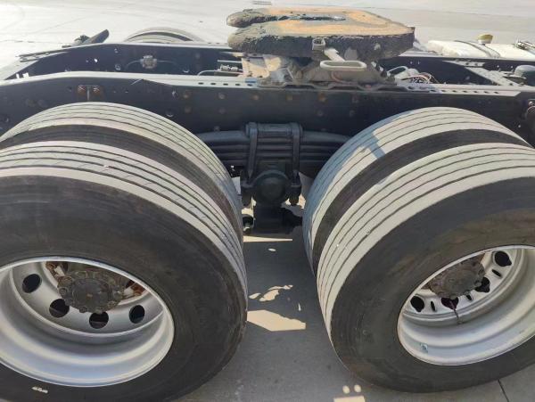 Euro5 Auman Foton EST Tractor Head 6x4 460HP Heavy Truck