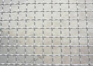 Malha de arame trançada resistente ao desgaste de 10 mm com orifício de trama simples de aço inoxidável frisado