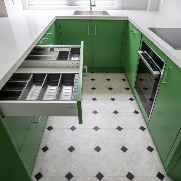 Melamine Wood White Green Kitchen Cabinet Wood Grain Matched Cabinets