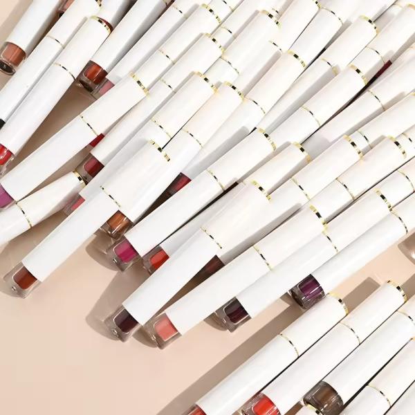 Boîte de tubes de brillant à lèvres ronds et transparents avec étiquette personnalisée, emballage de tubes cosmétiques vides