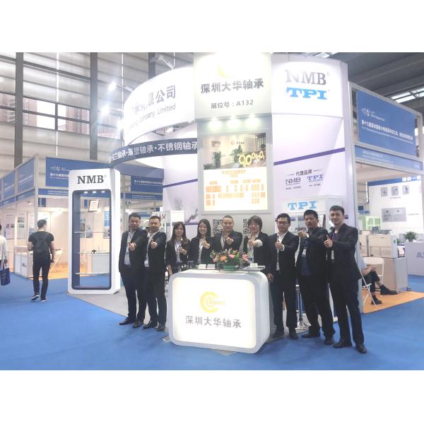 High Accuracy Deep Groove Ball Bearing Front Wheel Hub Bearing Customized