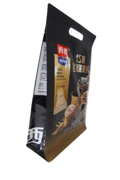 Safety Food Packaging Laminated Pouches For Oats Aluminum Foil Bag With Punch Handle