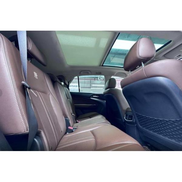 Tang DM 2015 DM 2.0T 4WD lujoso BYD SUV de tamaño medio 2.0T 205HP L4 híbrido enchufable