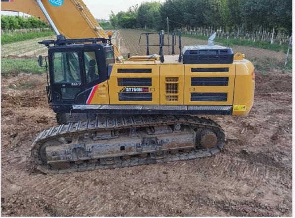 Second-hand SANY750 excavator with low price and excellent quality  Bucket capacity 5.0m3 Machine weight 76000kg