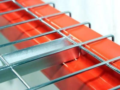 Customized Warehouse Pallet Rack Galvanized Wire Mesh Deck For Pallet Racking System