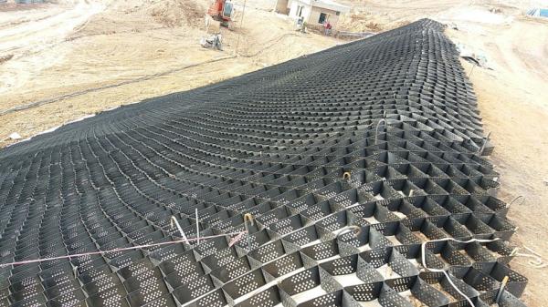 100mm 150mm ASTM Standard Textured HDPE Geocell For Eroison Control Load Support