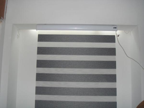 Patterned Zebra Jacquard Electric Roller Blind, Horizontal 3.0m