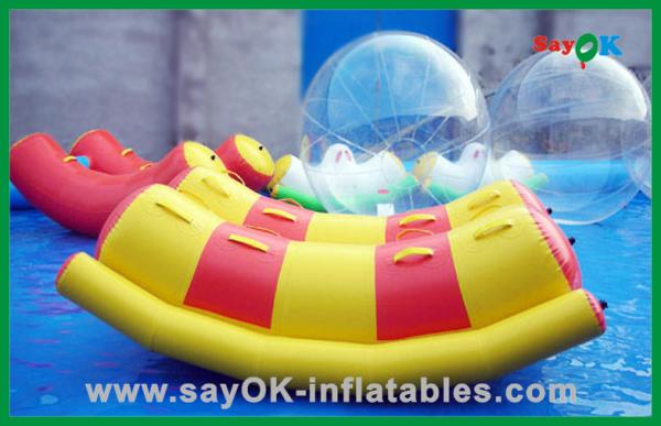 A água inflável engraçada grande brinca o brinquedo inflável da água do iceberg para o divertimento