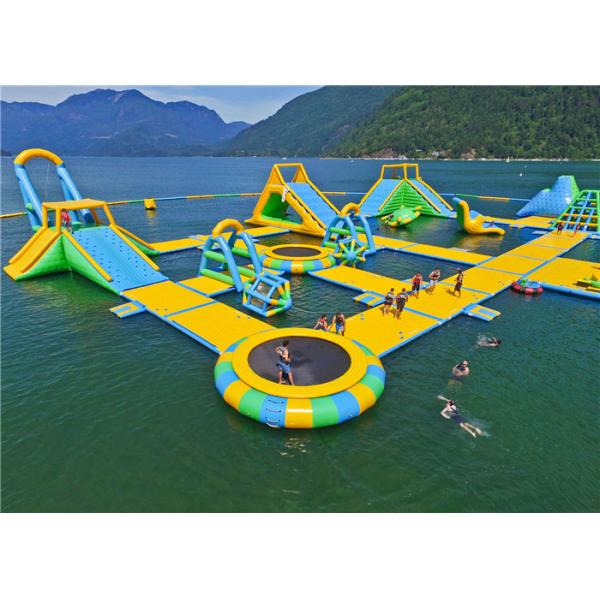 Parc aquatique de flottement gonflable géant LW 48m*38m d'Attractivce
