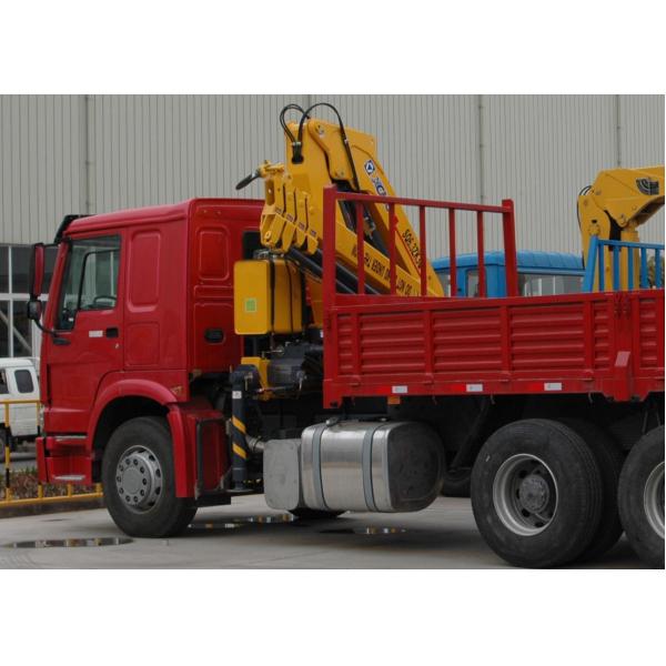 Durable XCMG Knuckle Boom Truck Mounted Crane , Cargo Crane Truck
