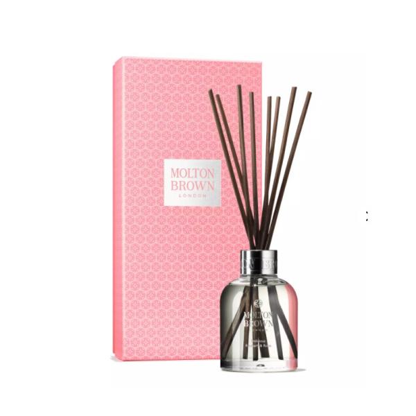 Wholesale home decor natural glass bottle essential oil aroma reed diffuser With Rattan Sticks