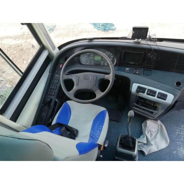 Autobus de touristes de Yutong d'occasion YC6L330-20 2011 moteur ZK6127 de cylindre des sièges 6 de l'an 55