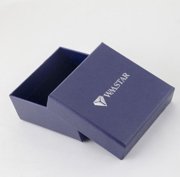 CMYK Printing Square Rigid Cardboard Gift Boxes 150x150x60mm With Silver Foil Stamping