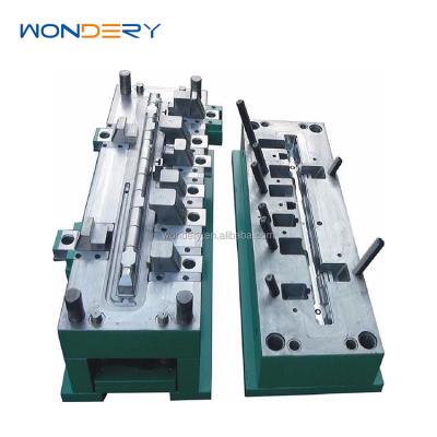 Auto Radiator Plastic Tank Injection Mould PA66 Material