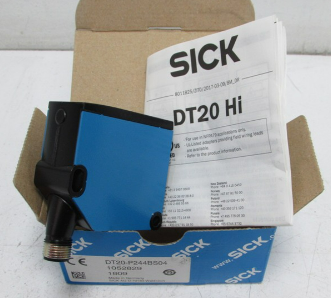 SICK Лазерные датчики расстояния DT20 Hi DT20-P244B 24,3 мм x 72,4 мм x 54,1 мм