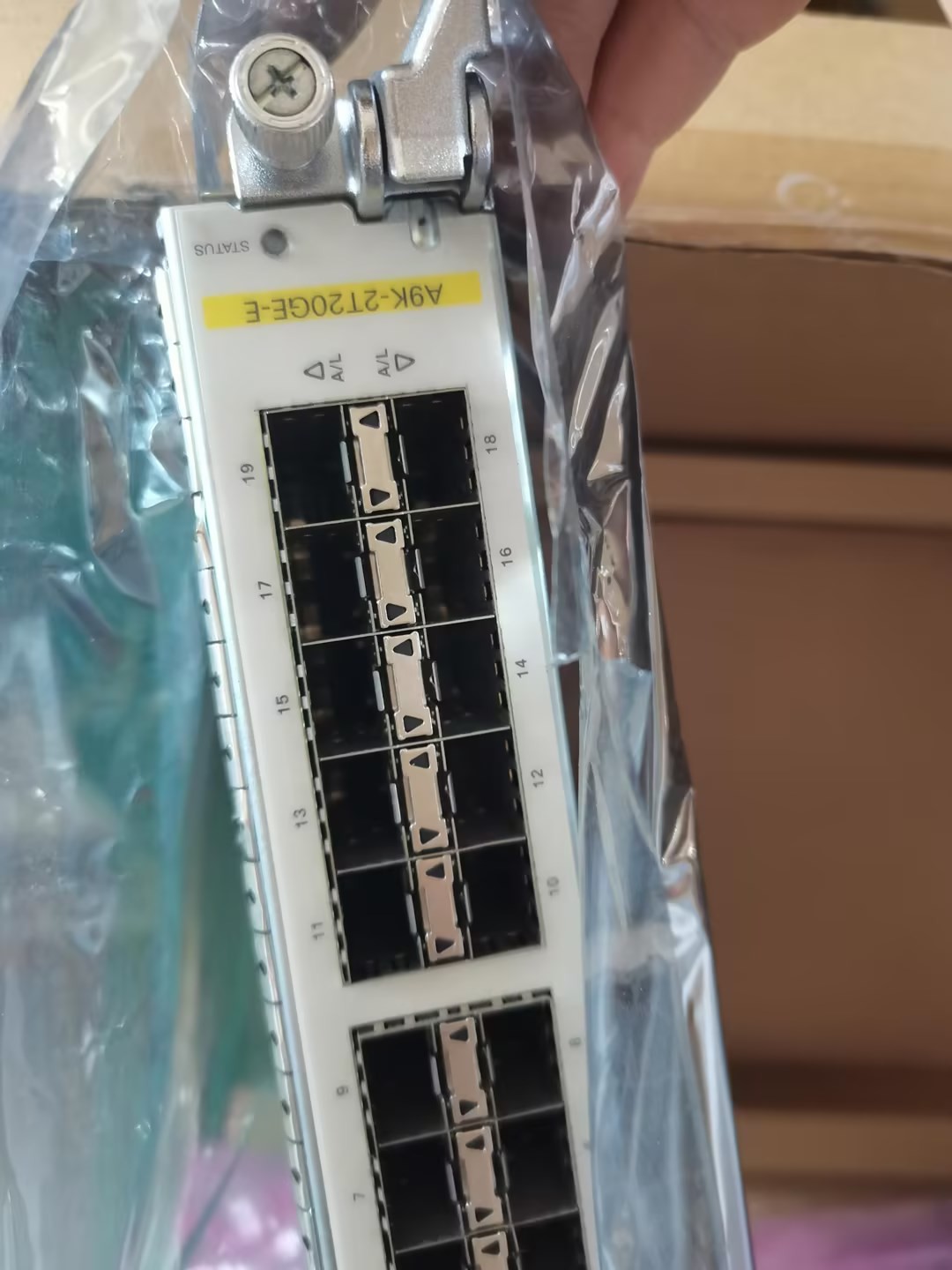 Модуль A9K 2T20GE e 3he05948aa Alcatel Sfp от Китая