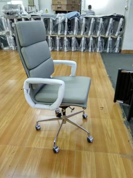 Swivel Luxury Executive Office Chair High Back Grey Color With Lift / Tilt Function