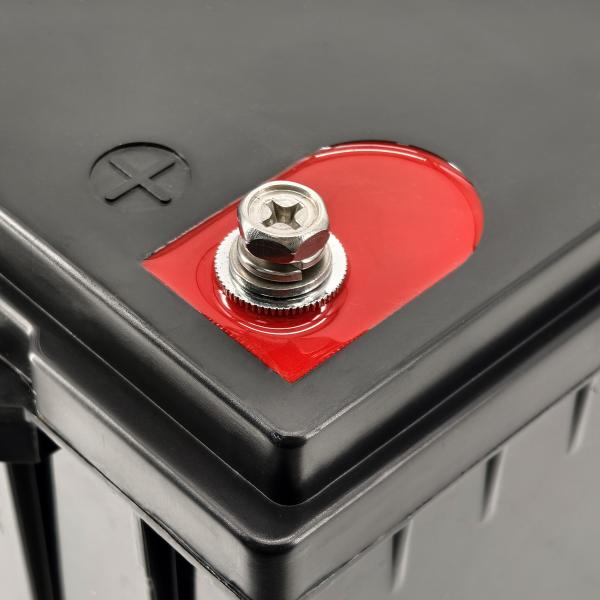 Long Cycle Life Low Temperature Lithium Battery LFP-12V560AHBLH In 100A Discharging Current With 5000 Cycles