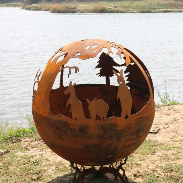 Decoração de jardim acampamento rústica Esfera de aço corten vermelho para fogueira Esfera
