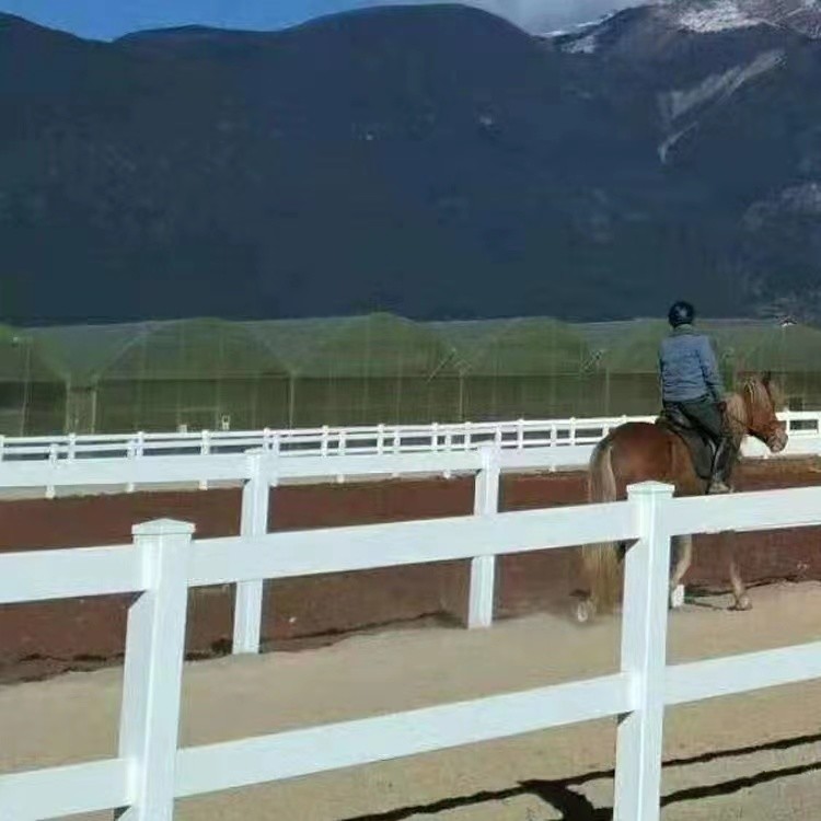 Белый выгон винила Pvc антисептиковый ограждая ферму 3 рельсов пластиковую для выгонов лошади