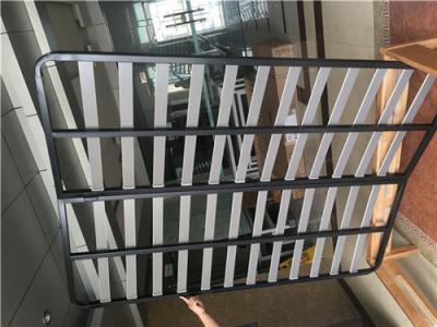 Sturdy metal bed frame, bed frame of various sizes, height adjustable bed legs.